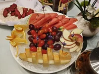 Свежие фрукты в ресторане для восстановления сил пациентов
